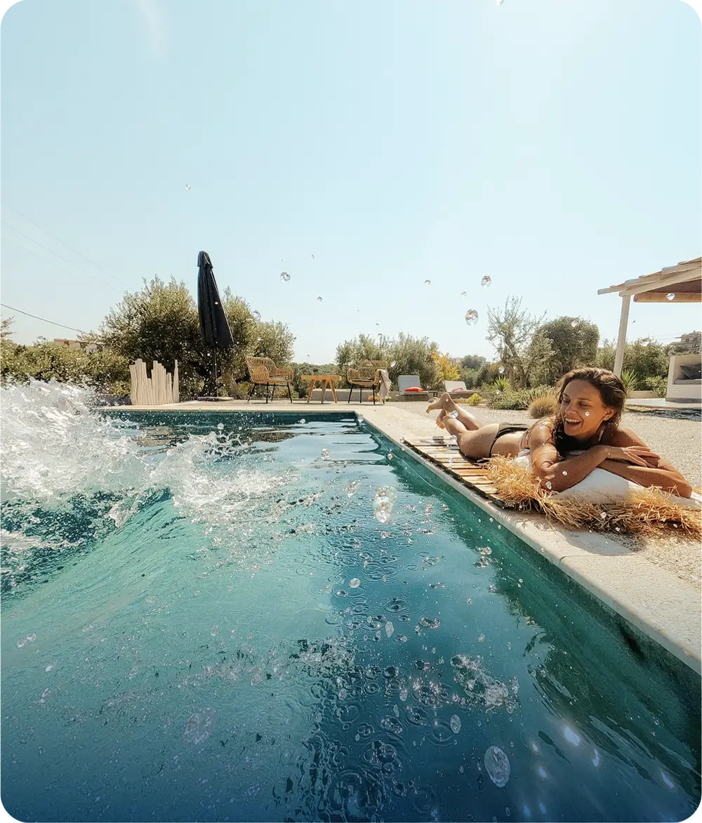Fiber Granita™ Pool in Bali Green color