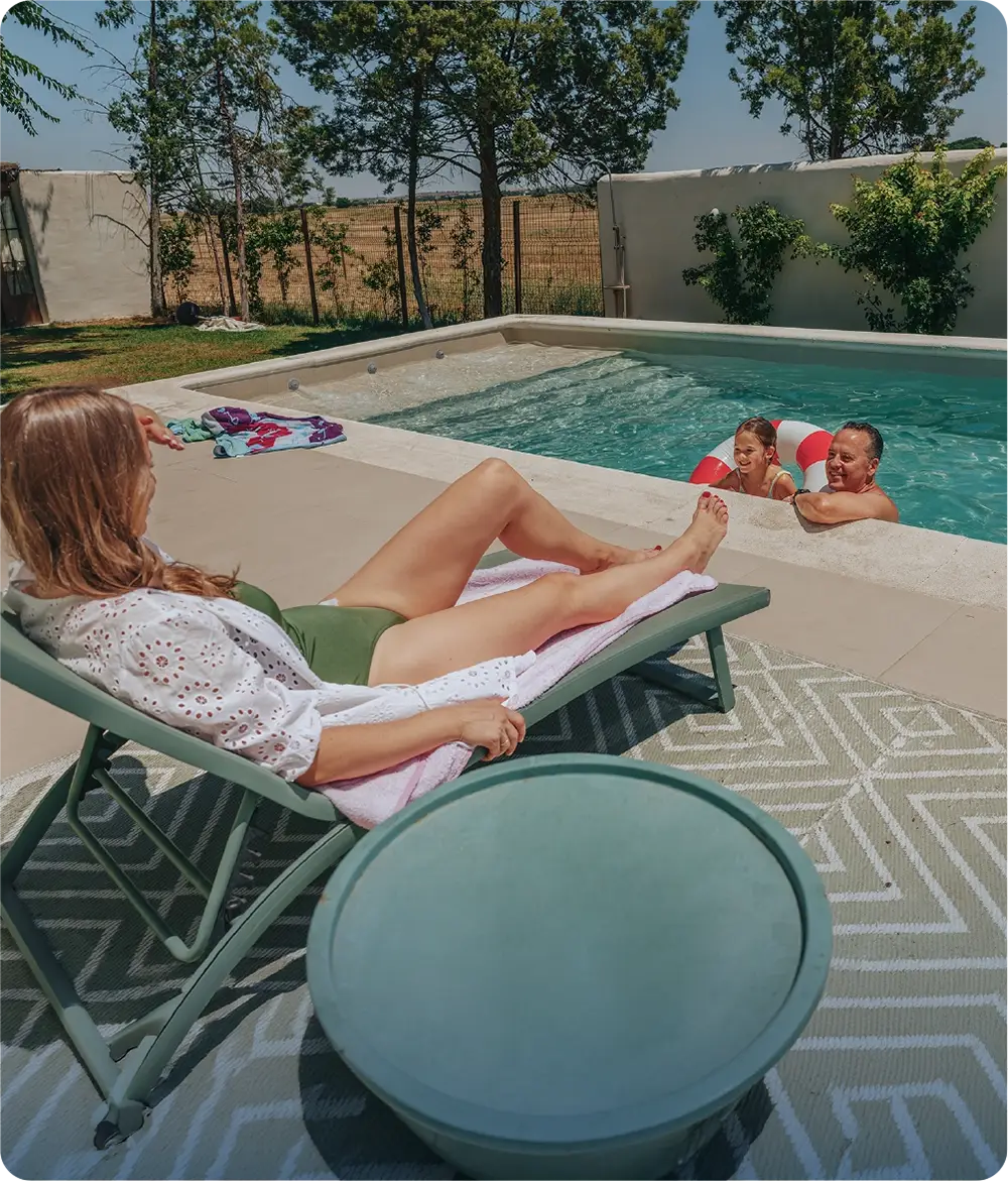 Granita™ pool