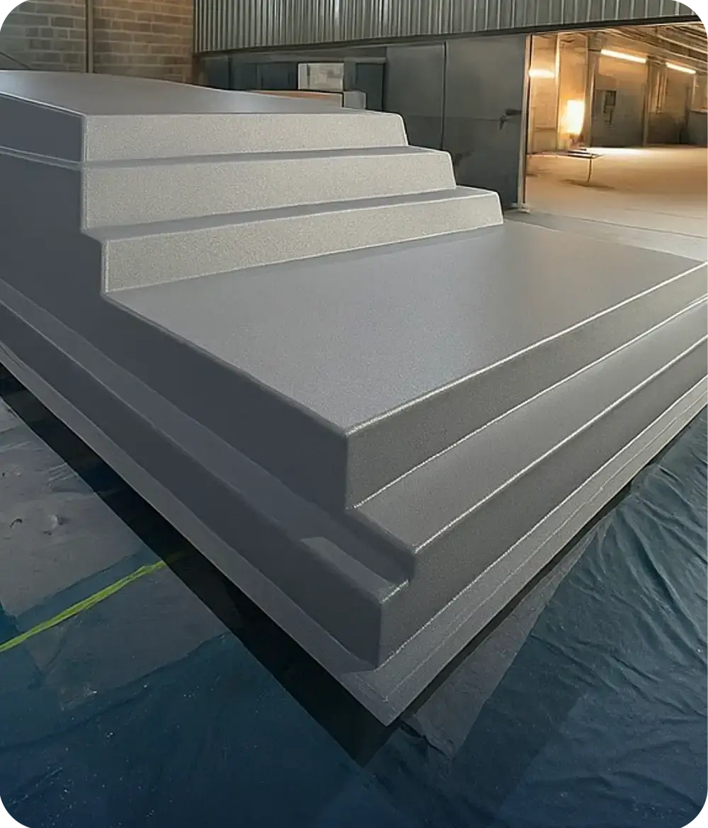 Mold preparation on a Fiber pool
